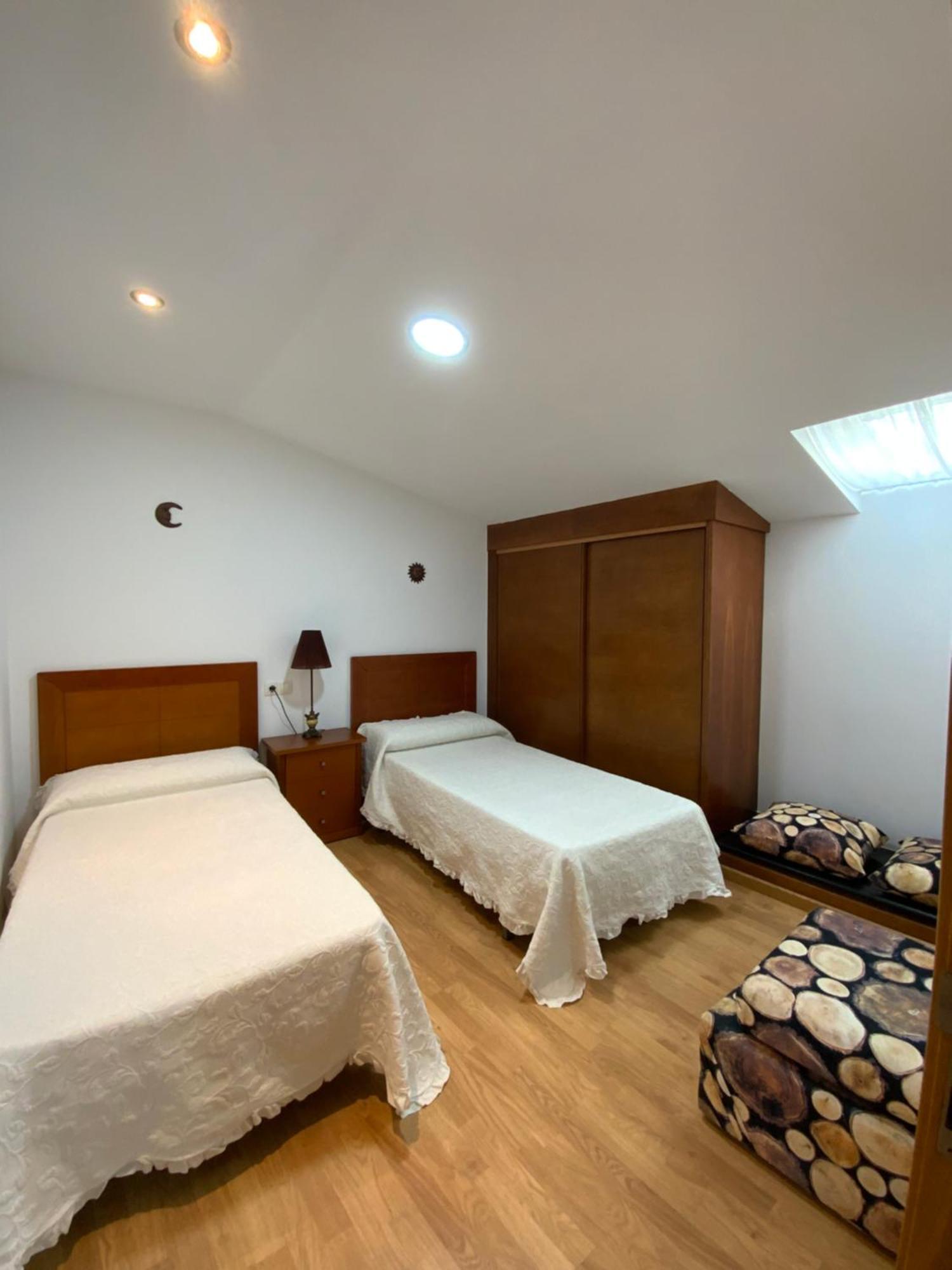 Pension Beiramar Cee Exterior photo
