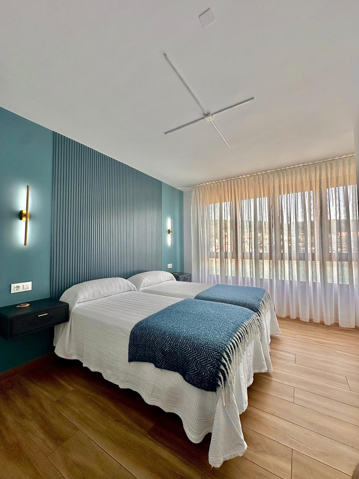 Pension Beiramar Cee Exterior photo